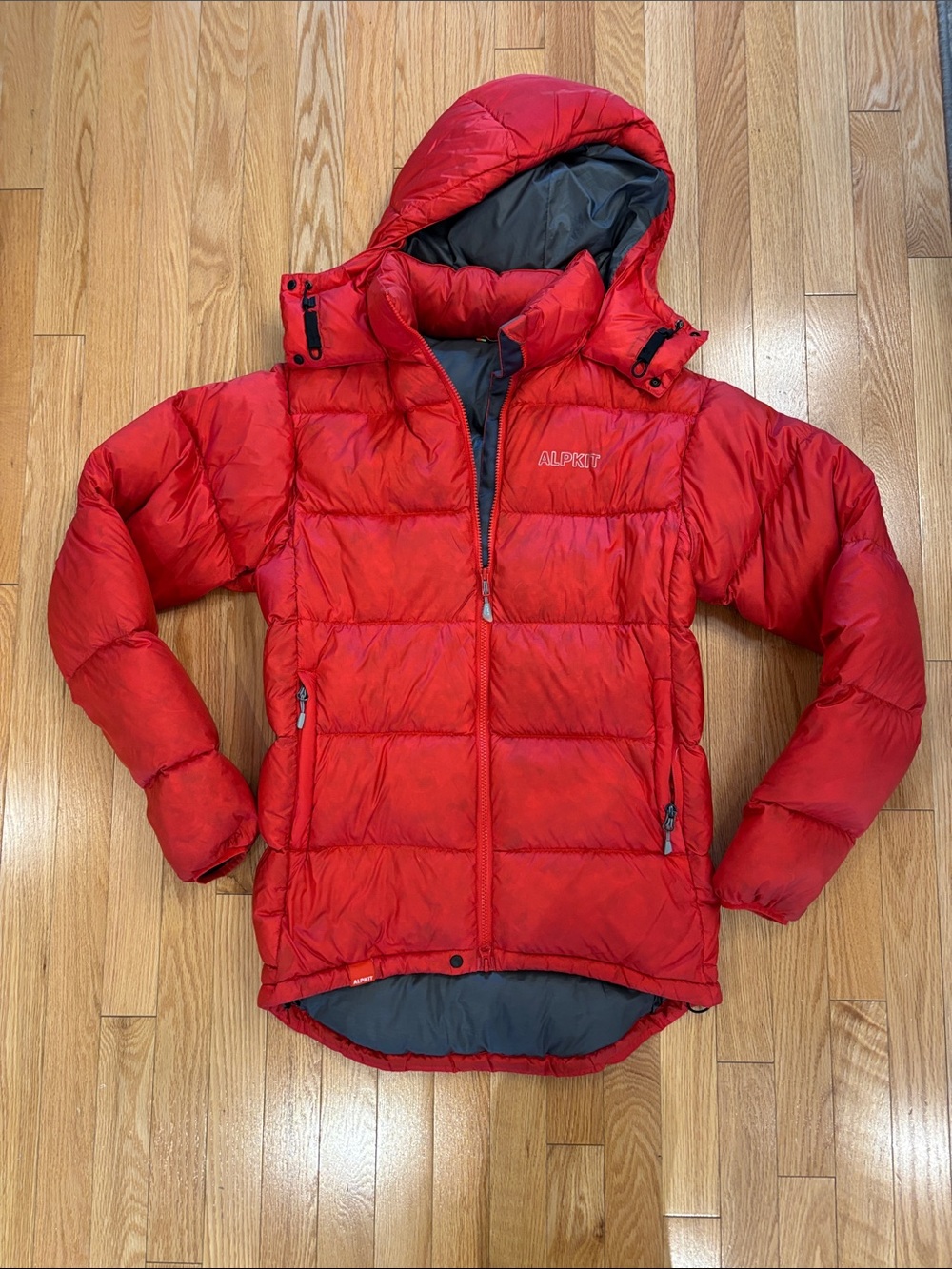 Alpkit Red Hooded Puffer Coat | medium